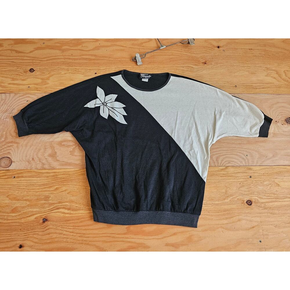 Silver Threads Applique Flower Black White Shirt Womens S 1980s